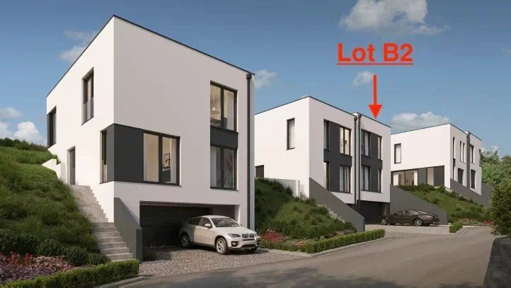 House with 3 rooms to sell in Neuhaeusgen