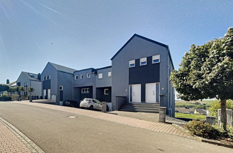 Duplex with 3 rooms to sell in Weiswampach