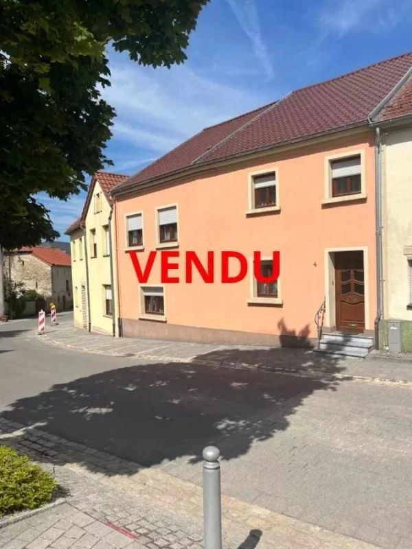 House with 4 rooms to sell in Biwer