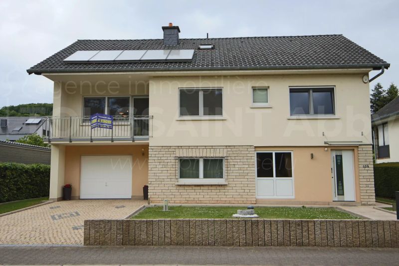 House with 5 rooms to sell in Warken