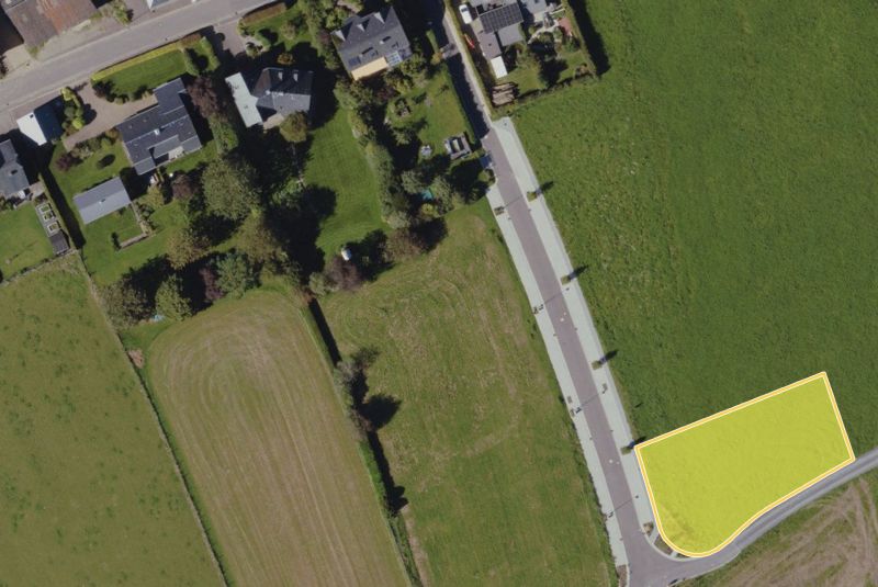 Building land to sell in Baschleiden