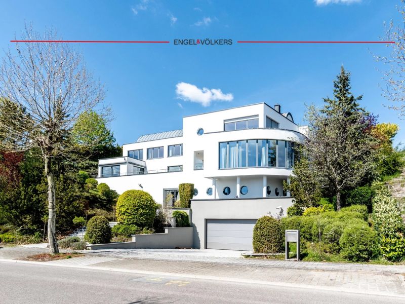 House with 5 rooms to sell in Oberanven