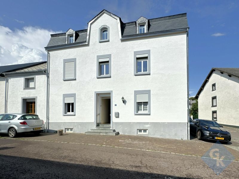 House with 6 rooms to sell in Weicherdange