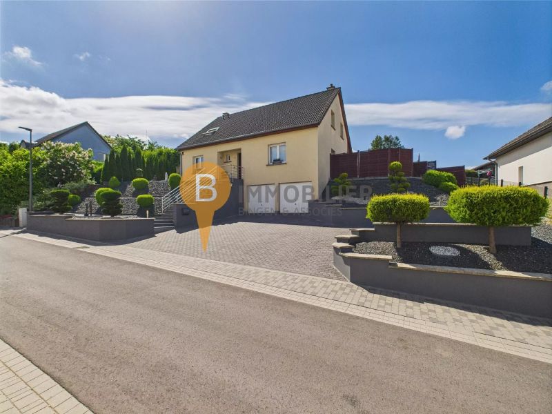 House with 4 rooms to sell in Eschdorf