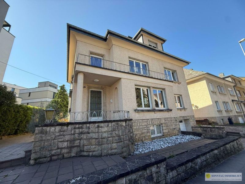 House with 6 rooms to sell in Differdange
