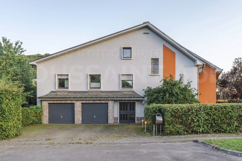 House with 7 rooms to sell in Colmar-Berg