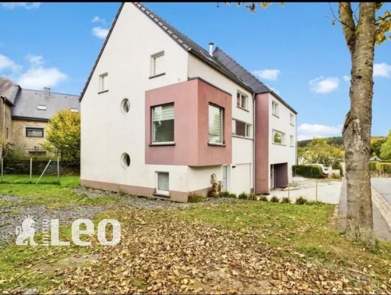 Semi-detached house with 4 rooms to sell in Harlange