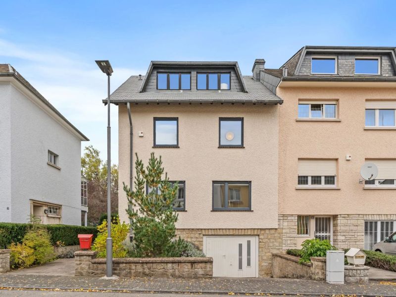 Semi-detached house with 4 rooms to sell in Bereldange