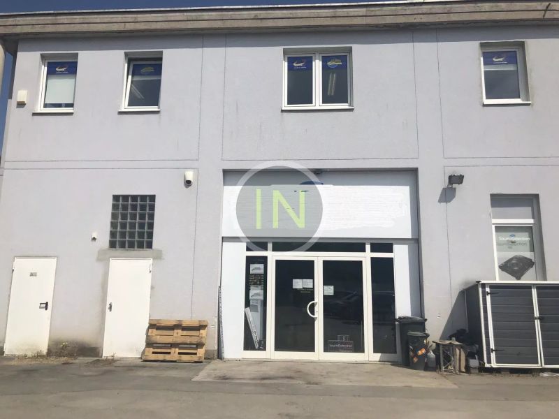 Commercial space to sell in Ehlange