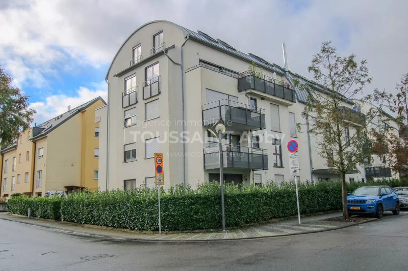 Apartment with 2 rooms to sell in Hesperange