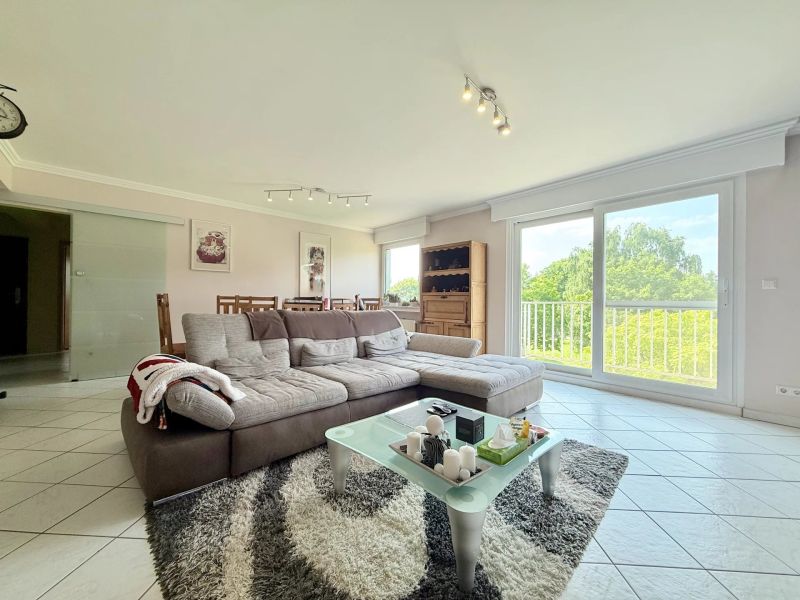 Apartment with 2 rooms to sell in Pontpierre