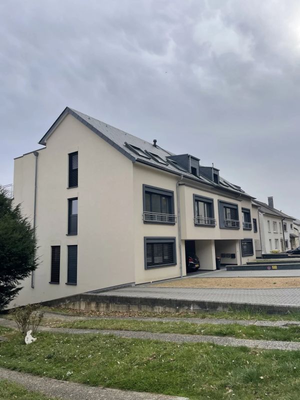 Apartment with 2 rooms to sell in Itzig