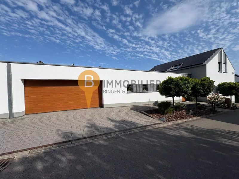 House with 4 rooms to sell in Niederfeulen