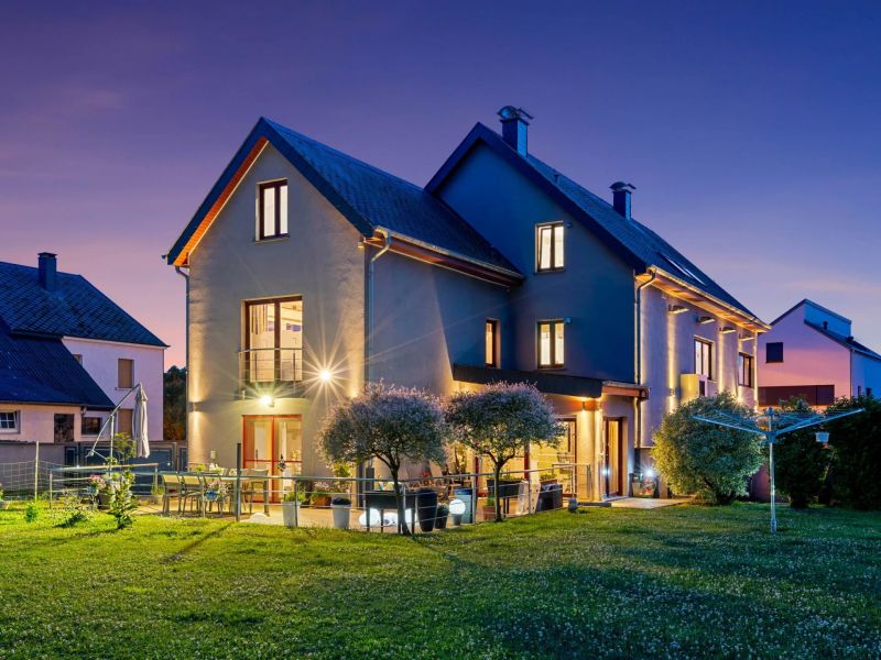 House with 7 rooms to sell in Baschleiden