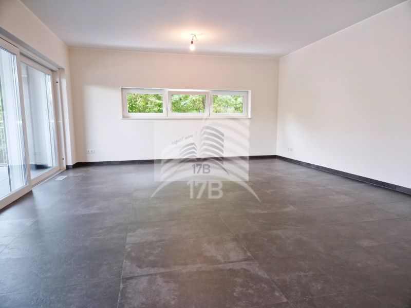 Apartment with 2 rooms to sell in Greiveldange