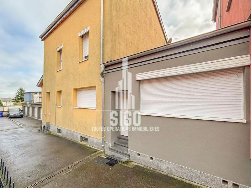 Apartment with 1 room to sell in Niederkorn