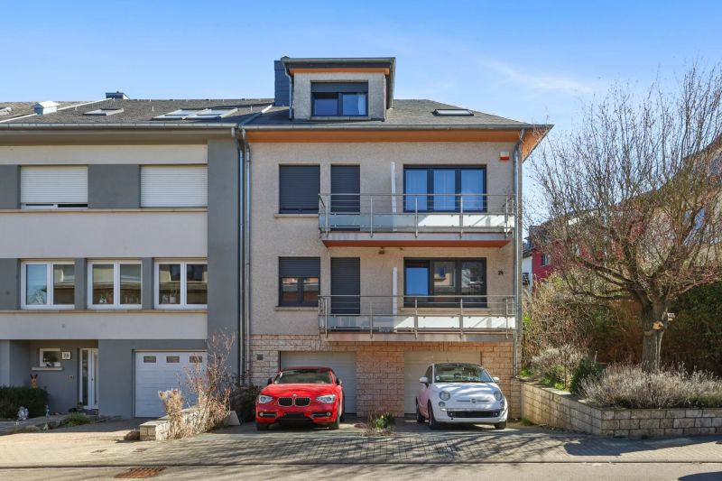 House with 6 rooms to sell in Howald