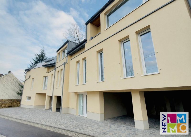 Penthouse with 3 rooms to sell in Luxembourg-Dommeldange