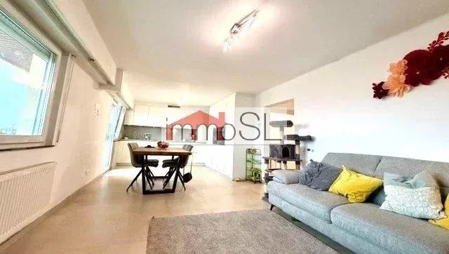 Apartment with 2 rooms to sell in Oberkorn