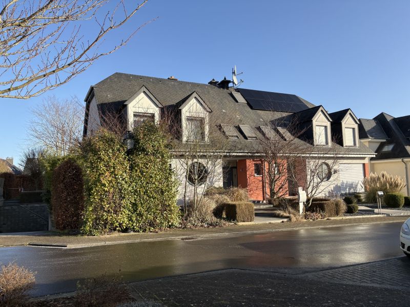 House with 4 rooms to sell in Aspelt