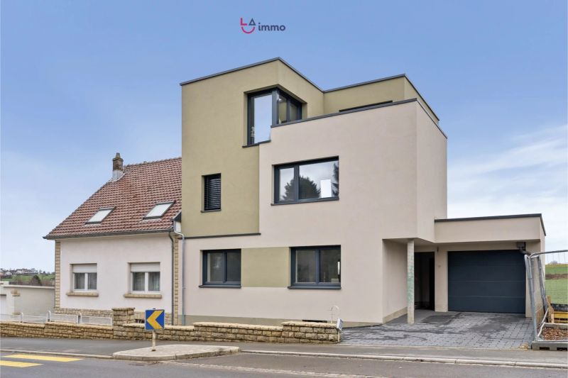 House with 3 rooms to sell in Clemency