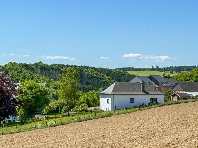 House with 4 rooms to sell in Arsdorf