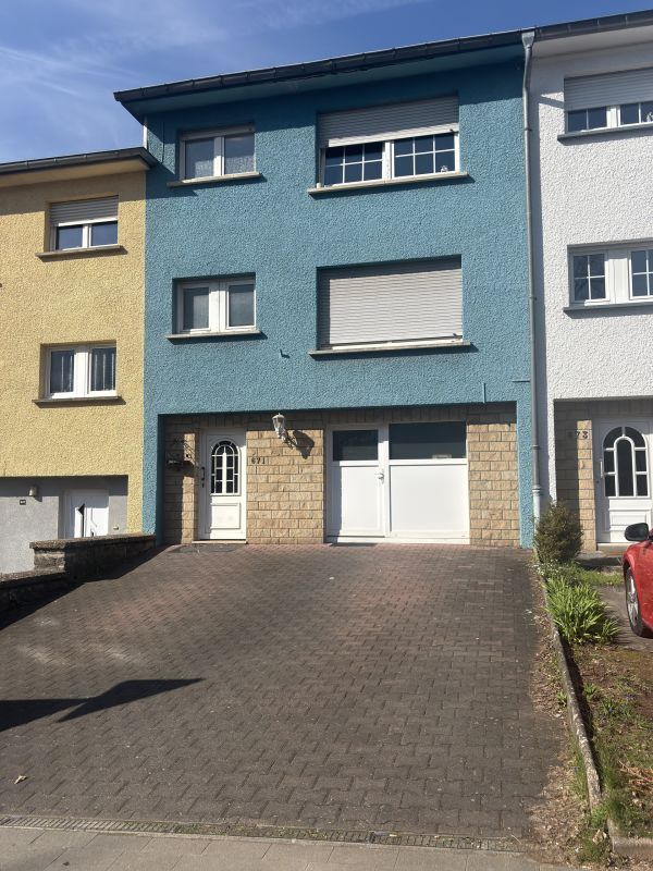 House with 5 rooms to sell in Luxembourg-Neudorf